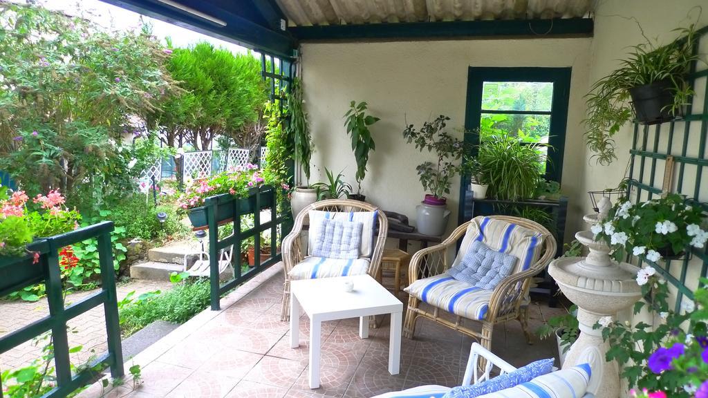 Les Chenes Chambres D'Hote ชาเตล-กียง ภายนอก รูปภาพ
